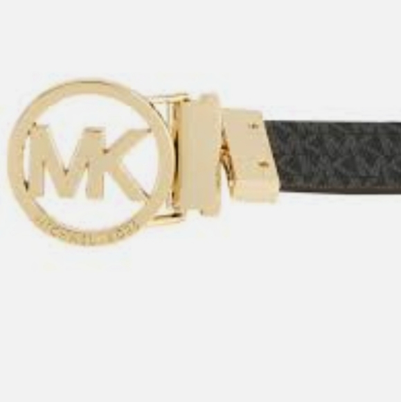 Michael Kors Reversible Signature with Logo Buckle Belt - Picture 1 of 7